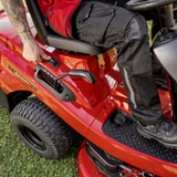 Kép 7/9 - AL-KO T18-103.4 HD-A V2 benzines fűnyíró traktor, 586ccm, 9kW, 103cm