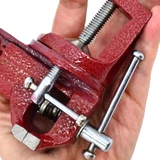 Kép 2/2 - AWTools asztali mini satu, forgatható, 6cm