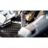 Kép 5/5 - Bosch Expert T108BHM Carbon Fiber Clean dekopírfűrészlap, T-befogás, 92mm, 3db