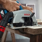 Kép 7/8 - Bosch GKS 185-LI akkus körfűrész, 18V, 165mm (akku és töltő nélkül)