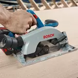 Kép 8/8 - Bosch GKS 185-LI akkus körfűrész, 18V, 165mm (akku és töltő nélkül)