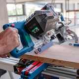 Kép 6/9 - Bosch GCM 18V-216 DC akkus gérvágó fűrész, 18V, 216mm (akku és töltő nélkül)