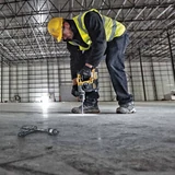 Kép 4/4 - DeWalt DCH274P2T XR akkus fúrókalapács, SDS-Plus, 18V, 2.1J (2db 5Ah akkuval és töltővel)