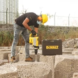 Kép 10/12 - DeWalt D25733K fúrókalapács, SDS-Max, 1.6kW, 13.3J