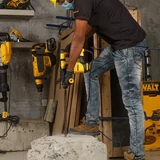 Kép 7/8 - DeWalt D25333K fúrókalapács, SDS-Plus, 950W, 3.5J