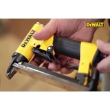 Kép 4/4 - DeWalt DPS8016 levegős tűzőgép, 4-16mm
