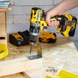 Kép 5/5 - DeWalt DCD796P2 XR akkus ütvefúró- csavarozó, 18V, 1.5-13mm, 70Nm (2db 5.0Ah akkuval és töltővel)