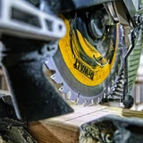 Kép 4/4 - DeWalt DCS727N XR Flexvolt akkus gérvágó, 54V, 250mm (akku és töltő nélkül)