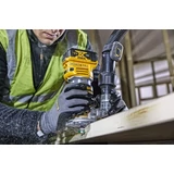 Kép 5/6 - DeWalt DCW604N XR akkus felsőmaró, 18V, 6-8mm (akku és töltő nélkül)