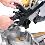 Kép 3/6 - DeWalt DW712N gérvágó fűrész, 930W, 216mm