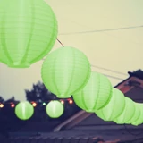 Kép 2/3 - Family Party LED-es lampion, 20cm, zöld