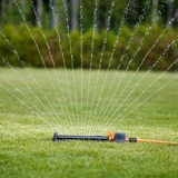 Kép 3/3 - Fiskars víztartalékos esőztető fém talppal