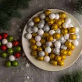 Kép 3/5 - Family karácsonyi gömb dísz, glitteres, polifoam golyók, 20 mm, 2 féle