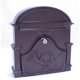 Kép 1/2 - Kültéri, álló, alumínium, lenyíló postaláda, &quot;Vica&quot;, bronz, 31x33cm