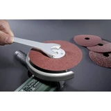 Kép 3/3 - KWB Profi Aggresso-Flex körmöskulcs szorítóanyával, egyenes, 35x5mm