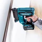 Kép 12/13 - Makita PT001GZ akkus tűszegező 40V XGT Li-Ion, 35mm (akku és töltő nélkül)