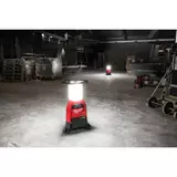 Kép 6/6 - Milwaukee M18 ONESLDP-0 akkus LED lámpa és töltő 18V (akku és töltő nélkül)