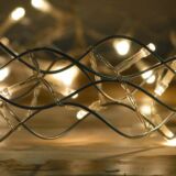 Kép 2/3 - Karácsonyi fénykoszorú, meleg fehér, elemes, 40LED, 30cm
