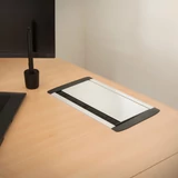 Kép 3/4 - Delight rejtett 3-as elosztó, felnyíló, 2db USB, kábelvezető, ezüst