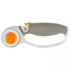 Fiskars görgős textilvágó, 45mm