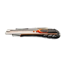 Neo Tools szike, fémbetétes, tördelhető pengés, 18mm