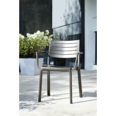 Keter Metaline öntöttvas karfás szék