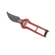 Ollók, fűrészek, kések