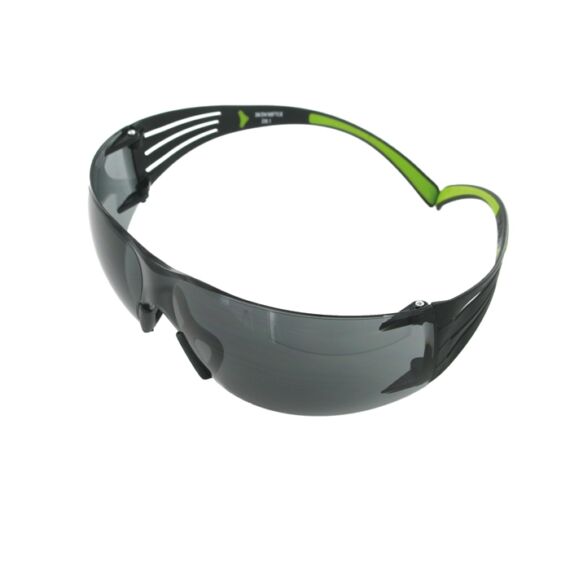3M Securefit karcálló védőszemüveg, szürke lencsével