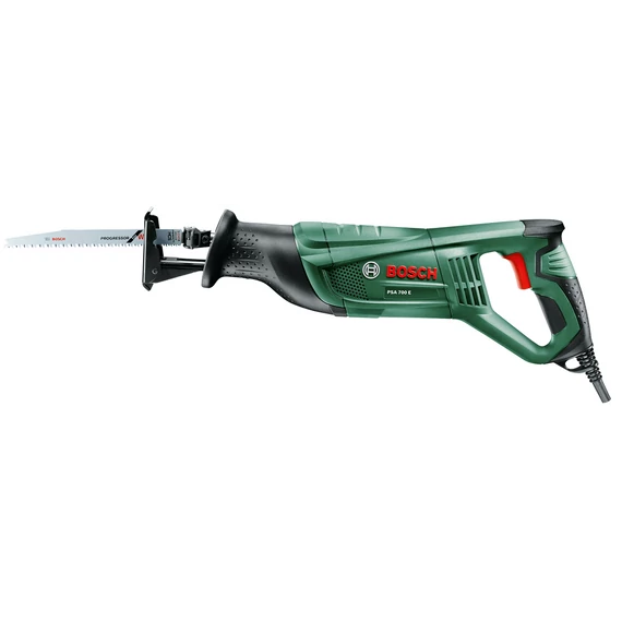 Bosch PSA 700 E orrfűrész, fűrészlap készlettel, 710W