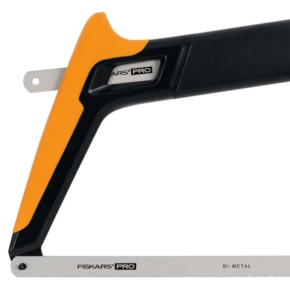 Fiskars Pro TrueTension keretes fűrész, 30cm, 24tpi