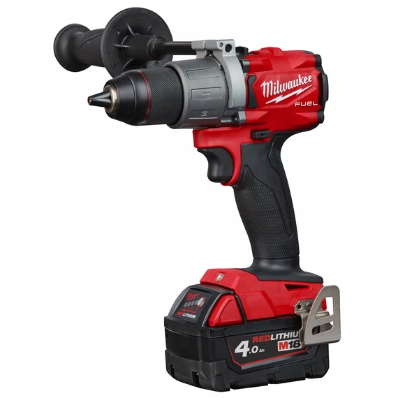 Milwaukee M18 FDD2-402C akkus fúró-csavarozó 2x4.0Ah akkuval és töltővel