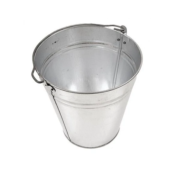 Horganyzott vödör 12l