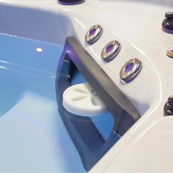 Wellis Spa szennyeződés lekötő szivacs