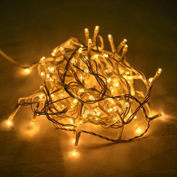 Vezérlős LED fényfüzér, meleg fehér, fehér kábel, 8 programos, 120LED, 6m